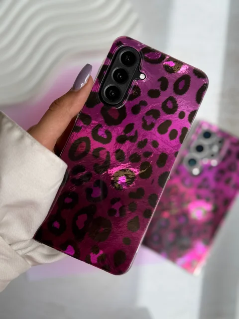 قاب گوشی Foxy Violet سامسونگ | طرح پلنگی بنفش صورتی با حلقه آویز